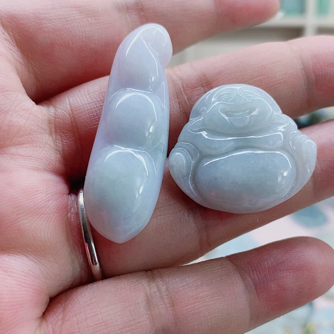 颈饰未镶嵌翡翠天然