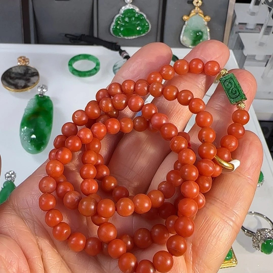 南红玛瑙18K金镶嵌颈饰