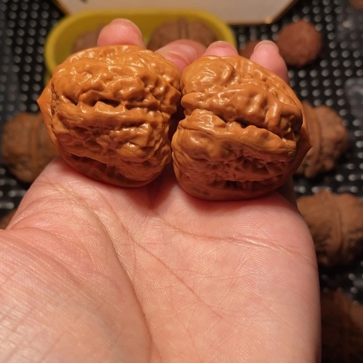文玩核桃把件四开八腿蛙王