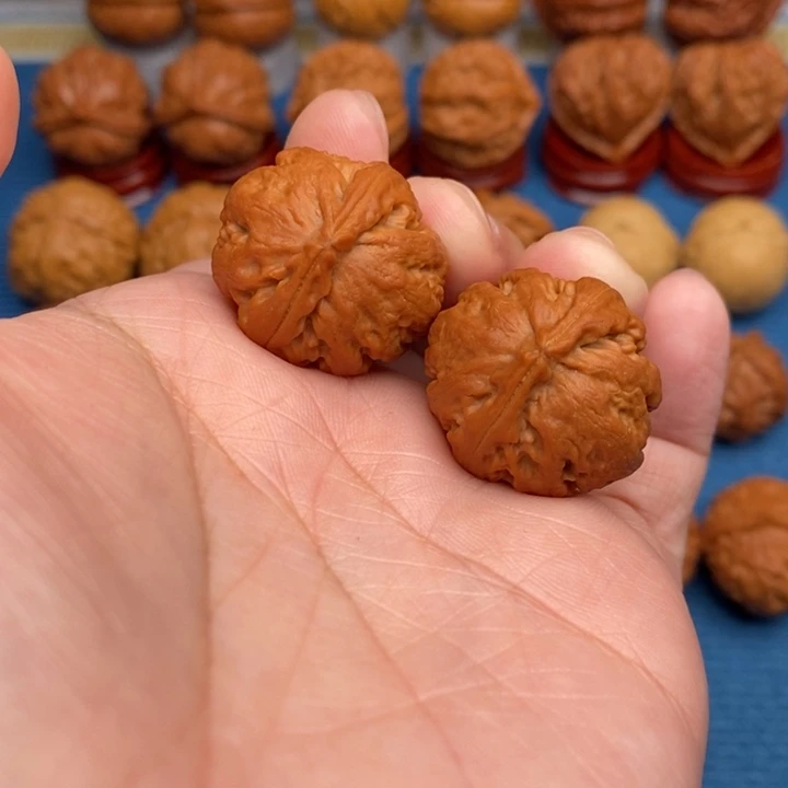 把件文玩核桃小粗筋