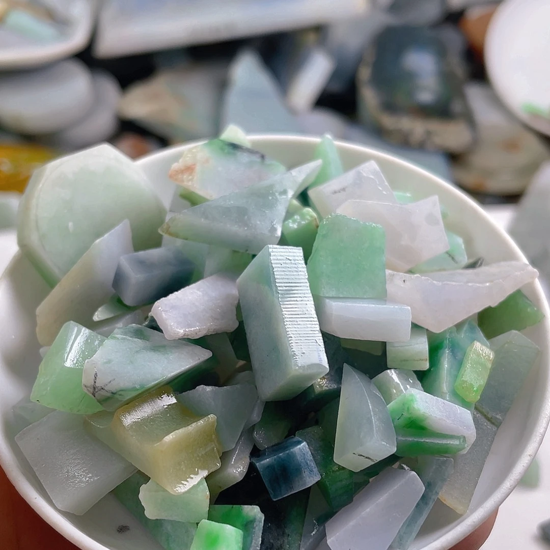 颈饰未镶嵌翡翠轩***友