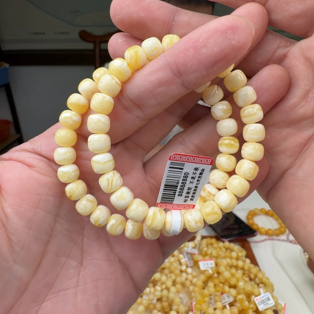 琥珀未镶嵌手链多样性发其一