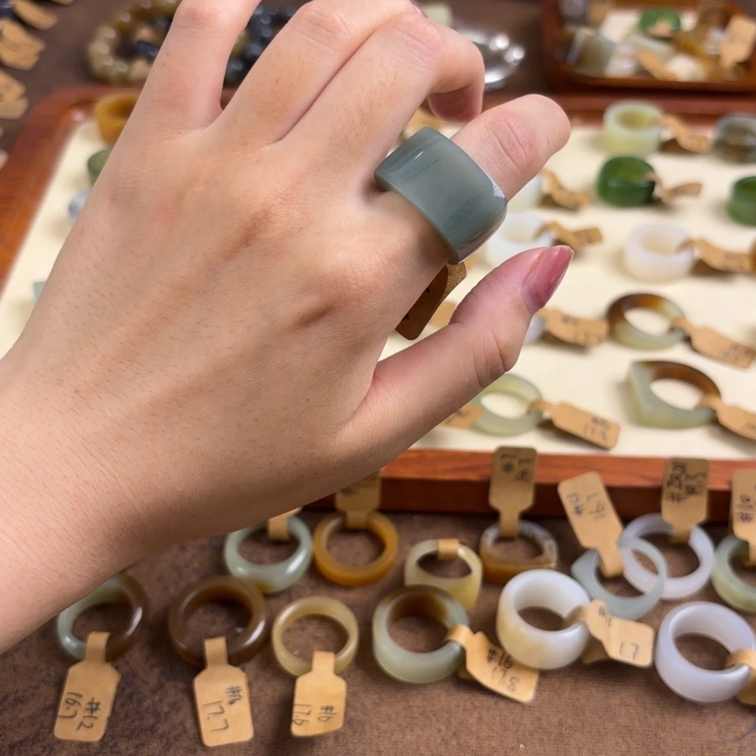 和田玉戒指未镶嵌内径16.7