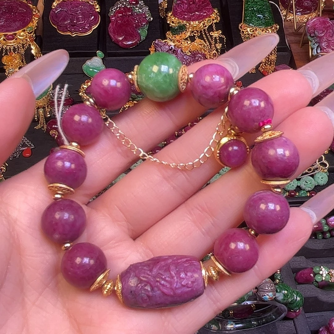 手链未镶嵌红宝石