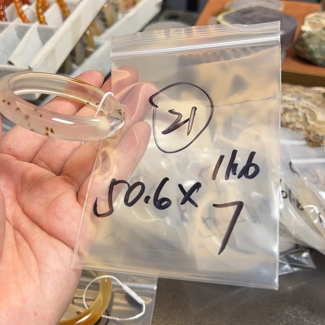 玛瑙/玉髓未镶嵌珠宝半成品