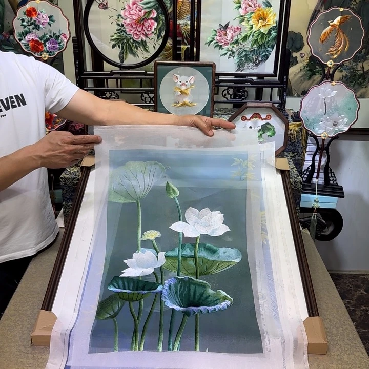 刺绣刺绣工艺精湛