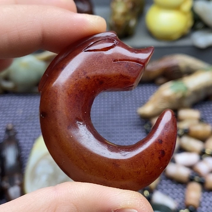 未镶嵌蛇纹石玉颈饰