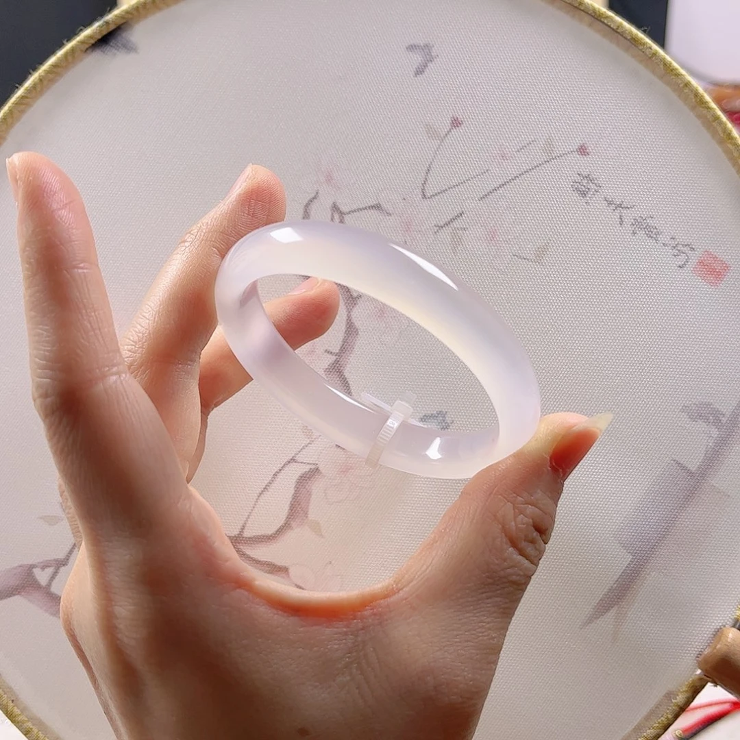 玛瑙/玉髓手镯未镶嵌糖***?