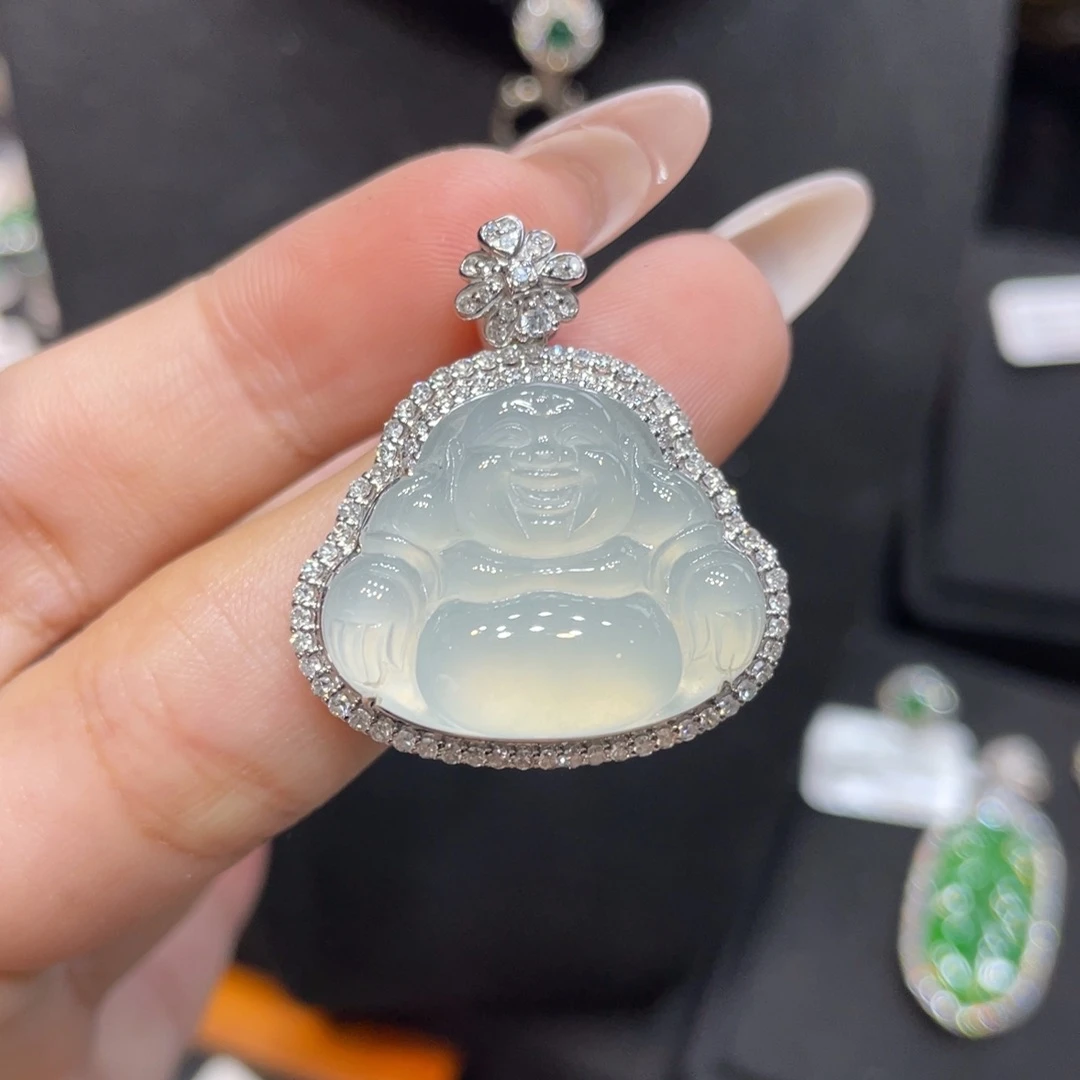 翡翠18K金镶嵌颈饰天然缅甸翡翠a货