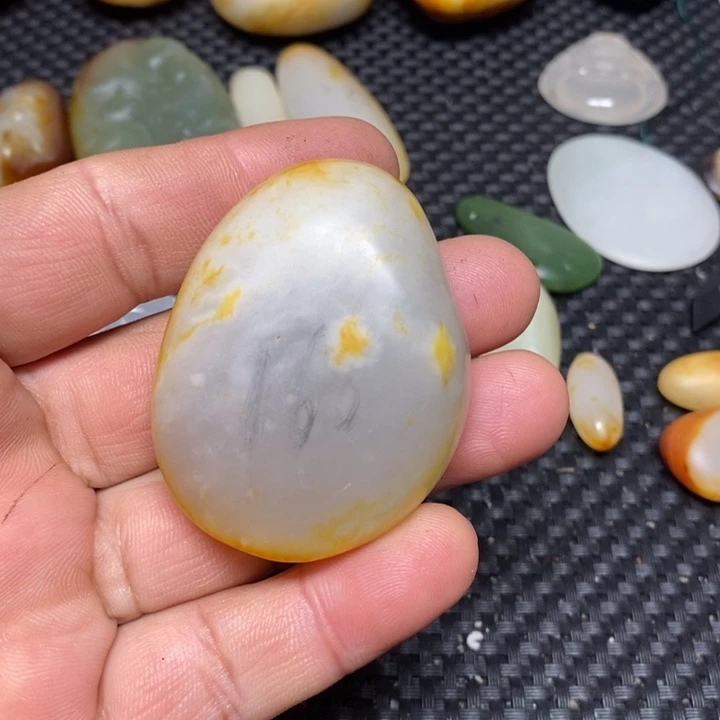 和田玉（白玉）珠宝奇石未镶嵌