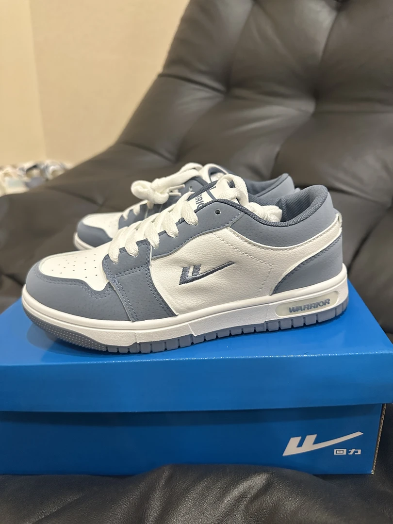 透气情侣鞋子学生女款休闲板鞋青年圆头经典时尚百搭1017