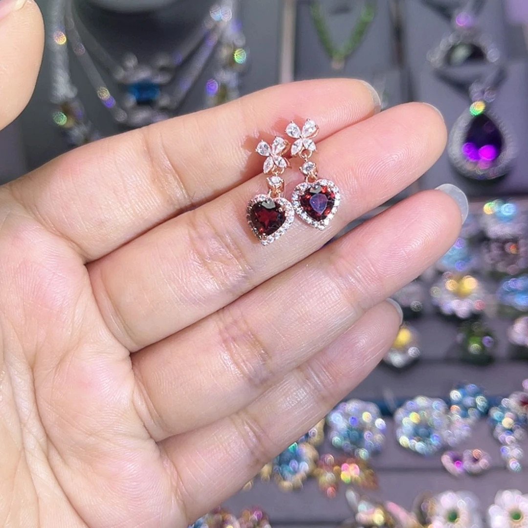 【闪购商品】石榴石耳饰银S925镶嵌