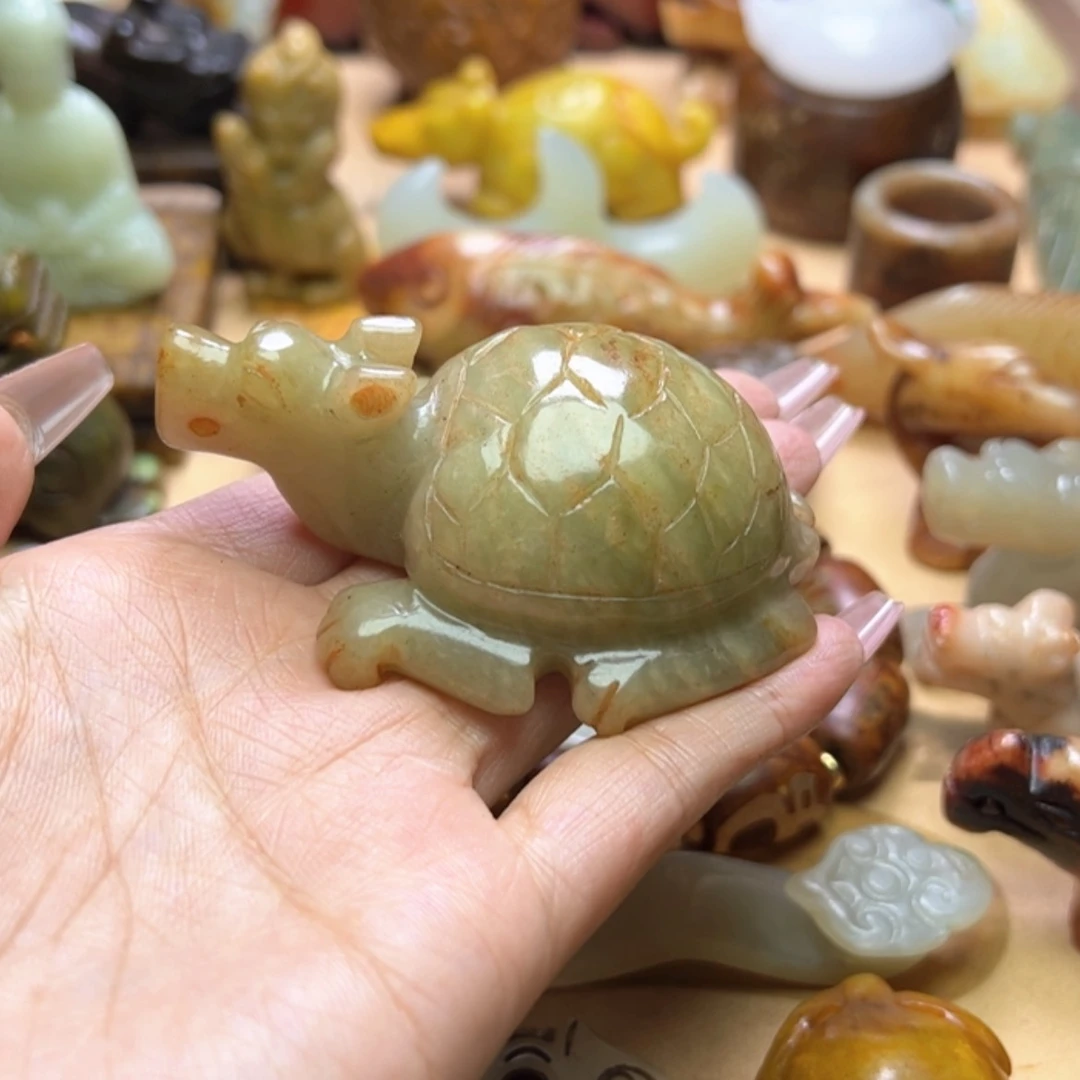 【闪购商品】蛇纹石玉颈饰未镶嵌