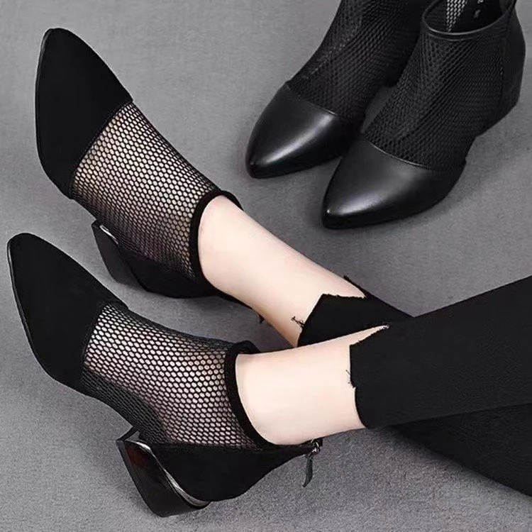 网纱女镂空女士凉鞋2025春夏季新款尖头气质磨砂皮粗跟网面凉靴子