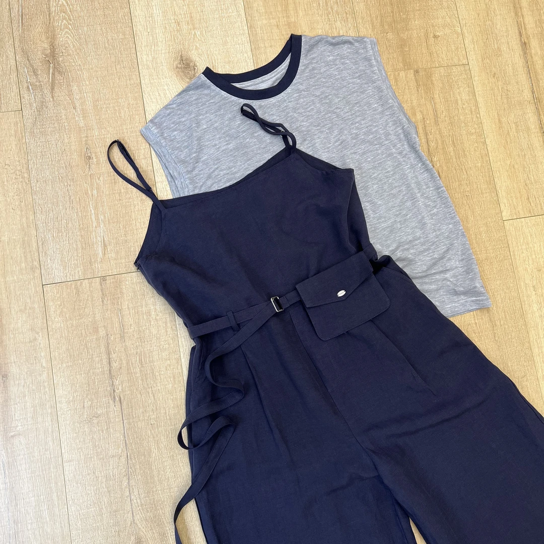 进口霜感亚麻松弛叠穿可调节背带连体裤+撞色领莱赛尔T两件套女