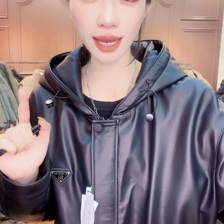 125……135斤皮羽绒服