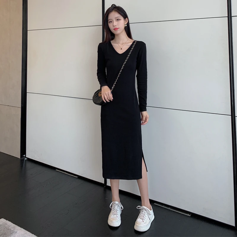 黑色连衣裙女春季2025新款长袖裙子气质开叉小黑裙显瘦内搭打底裙