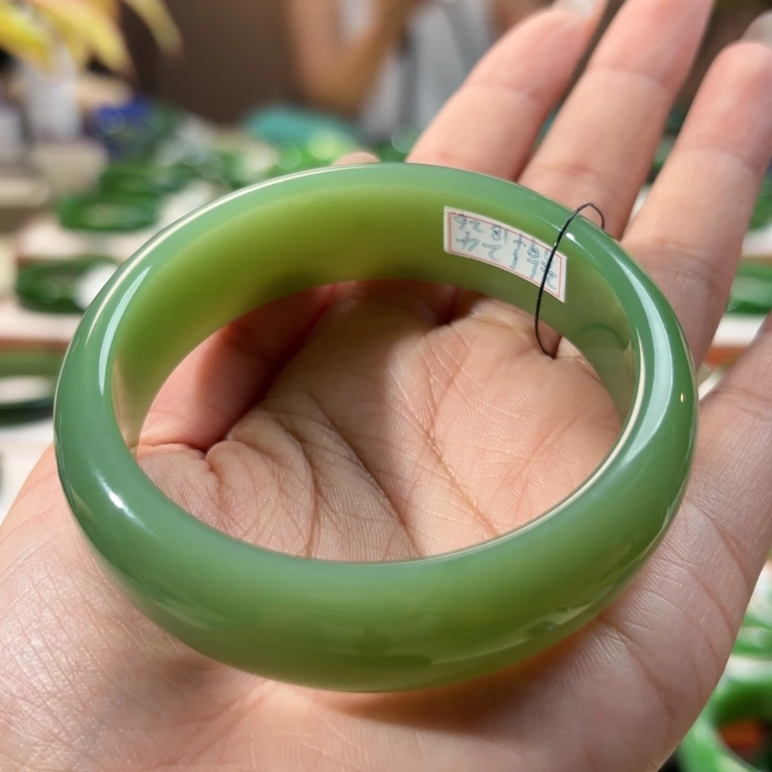 和田玉（碧玉）手镯未镶嵌