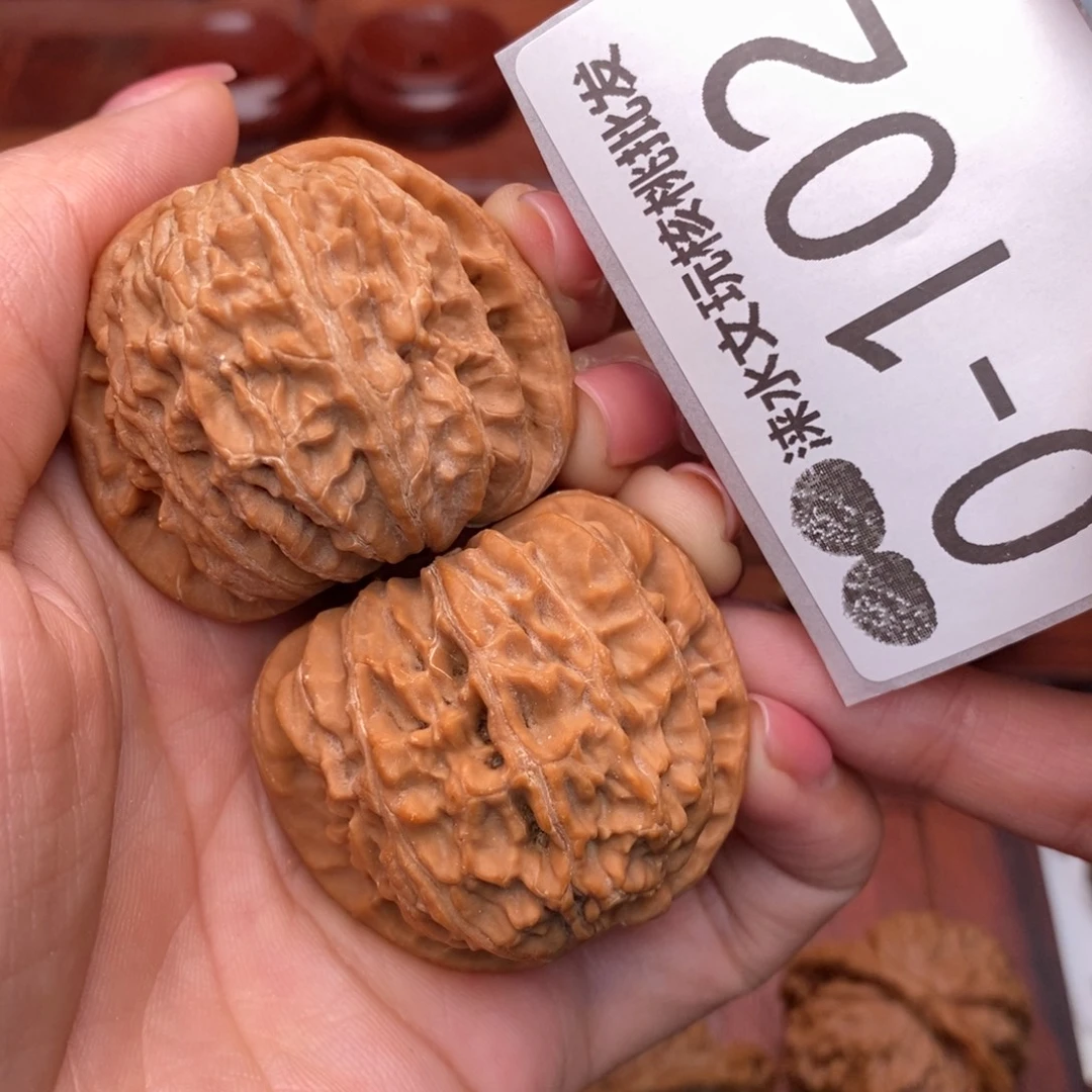 把件文玩核桃41球白