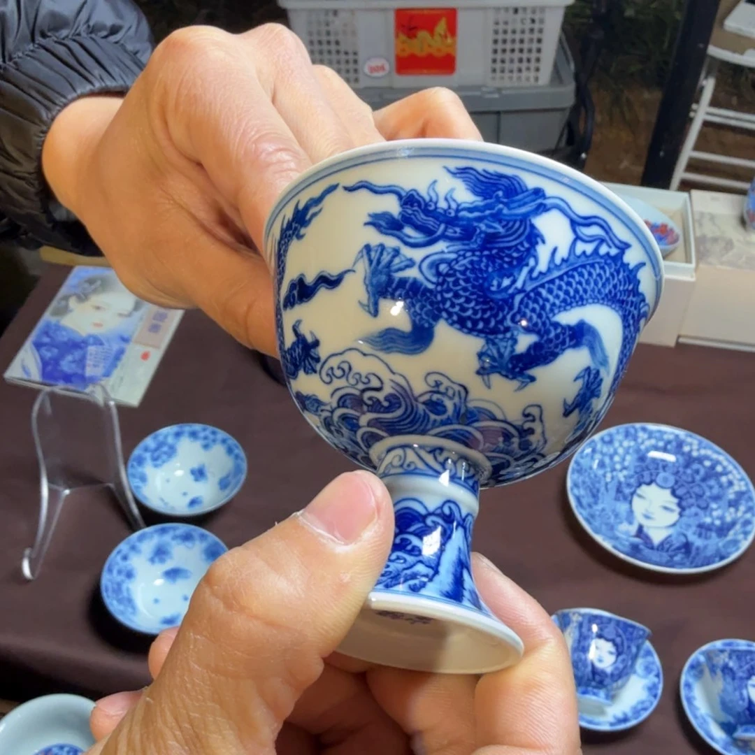 周**?高足杯子啦啦啦啦