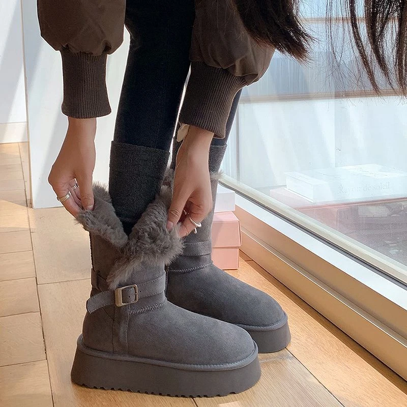 软毛~灰色厚底毛毛保暖雪地靴长筒冬季新款铆钉皮带扣加厚毛棉鞋
