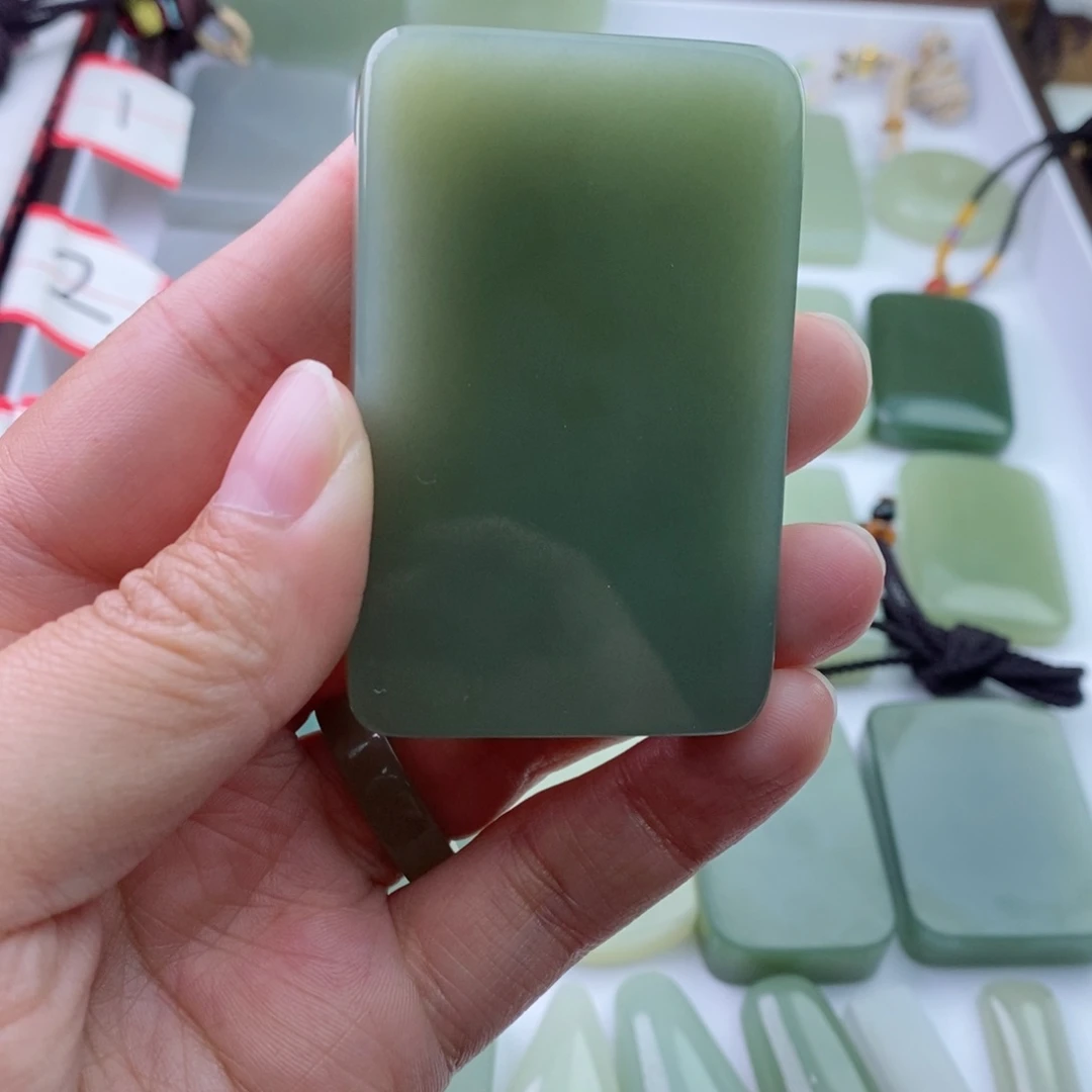 和田玉颈饰未镶嵌街****现