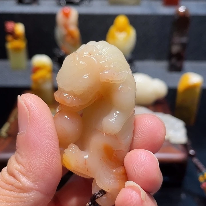 寿山石印石周*福建省