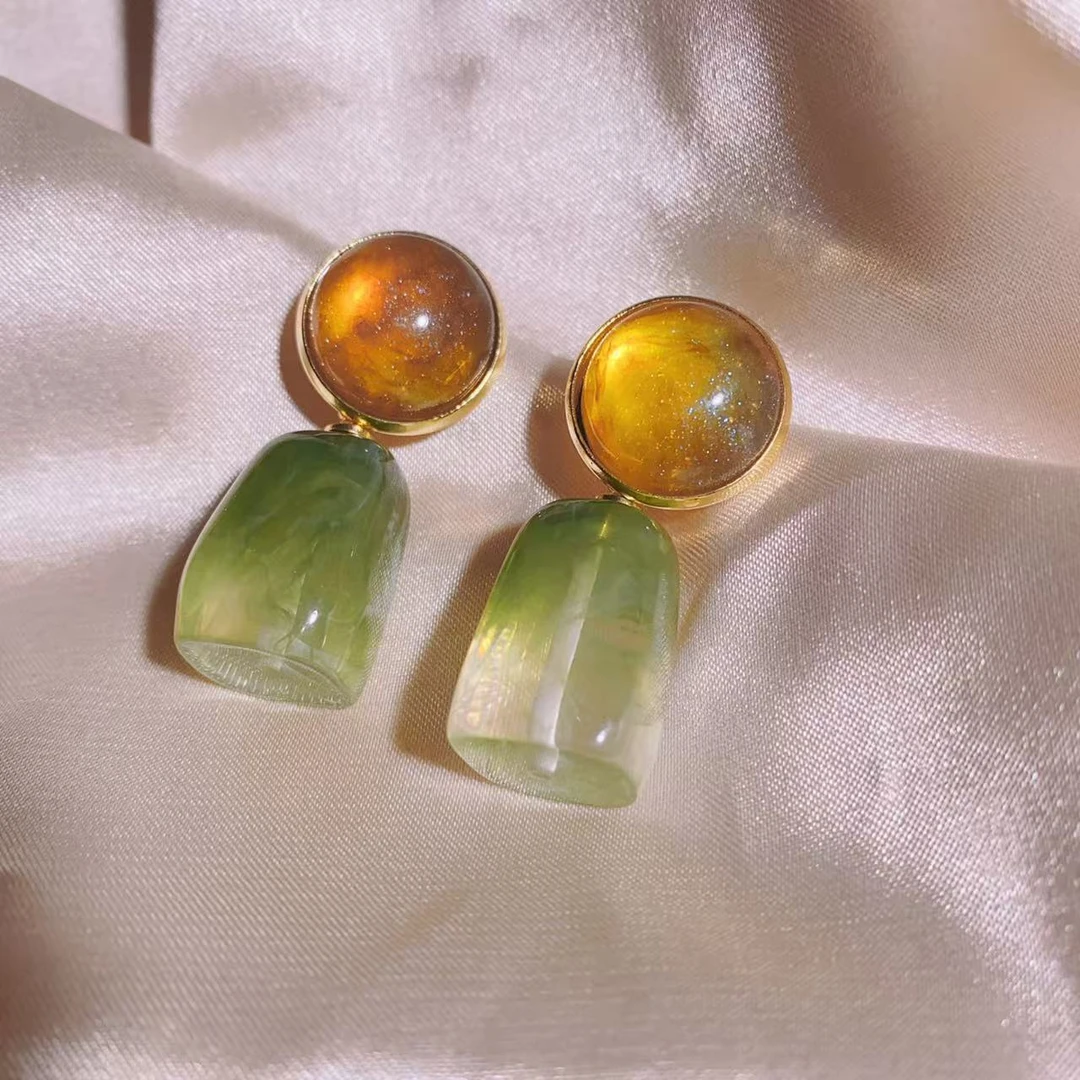 铜合金耳饰 【257】2025爆款气质轻奢百搭简约精致网红设计师耳环