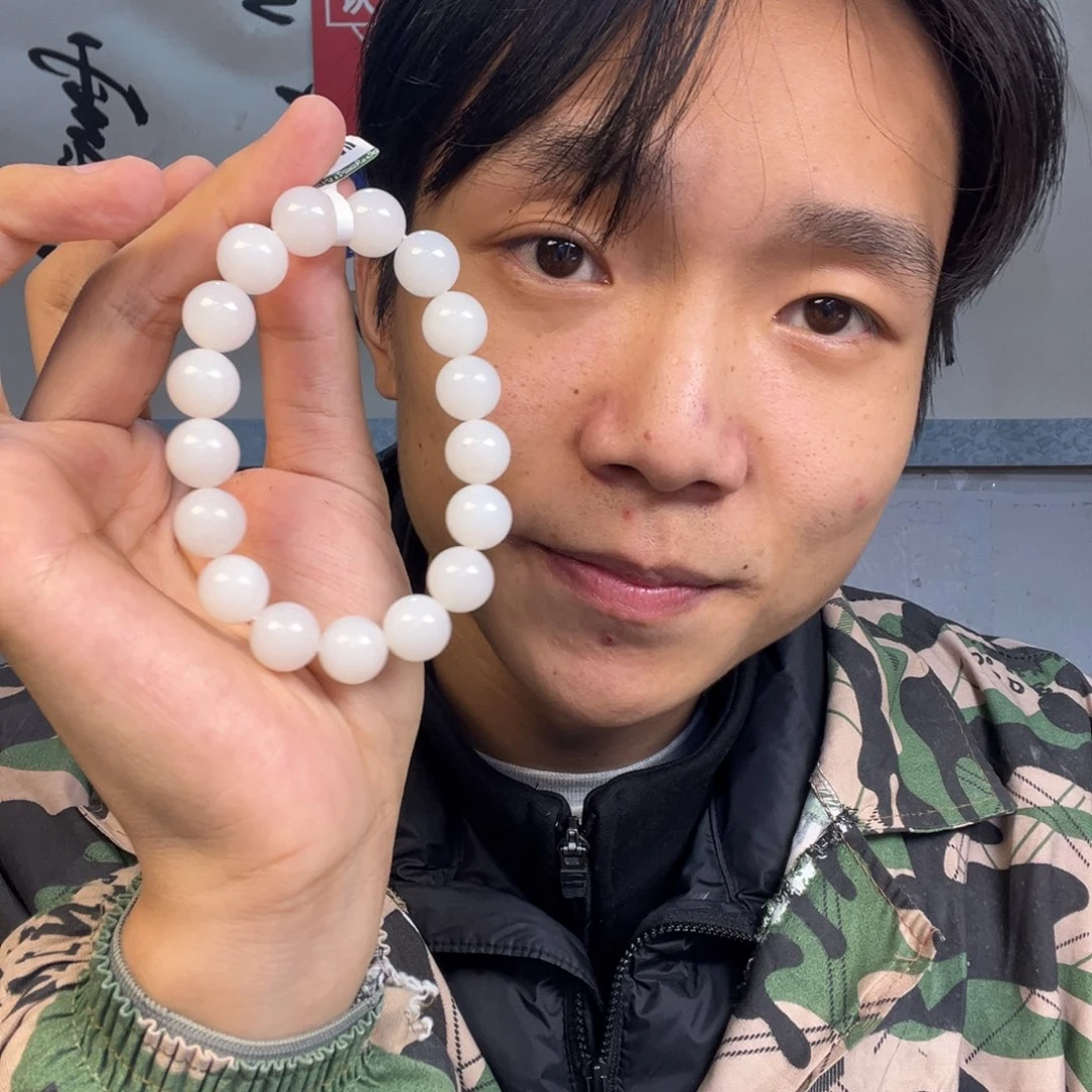 颈饰未镶嵌和田玉多样性高端羊脂玉卡12货头