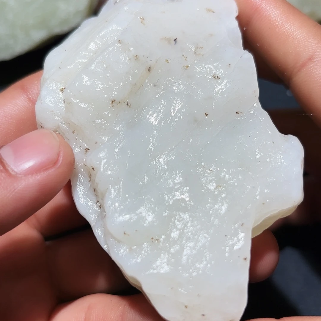 和田玉未镶嵌珠宝奇石