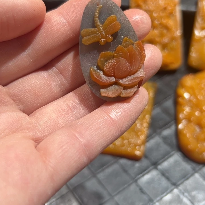 石英质玉（黄龙玉）未镶嵌黄龙玉