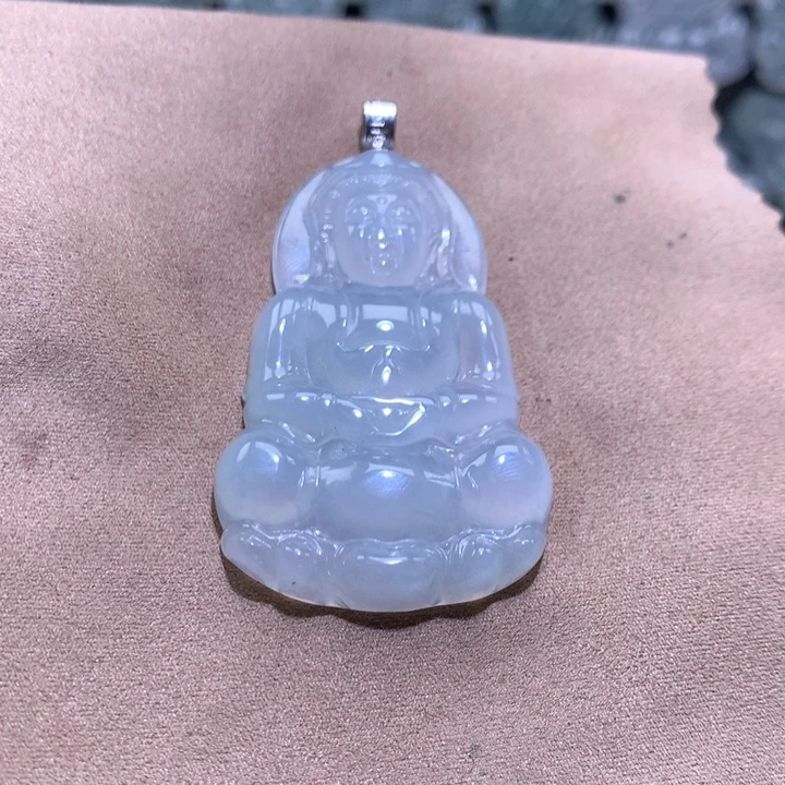翡翠18K金镶嵌颈饰缅甸翡翠