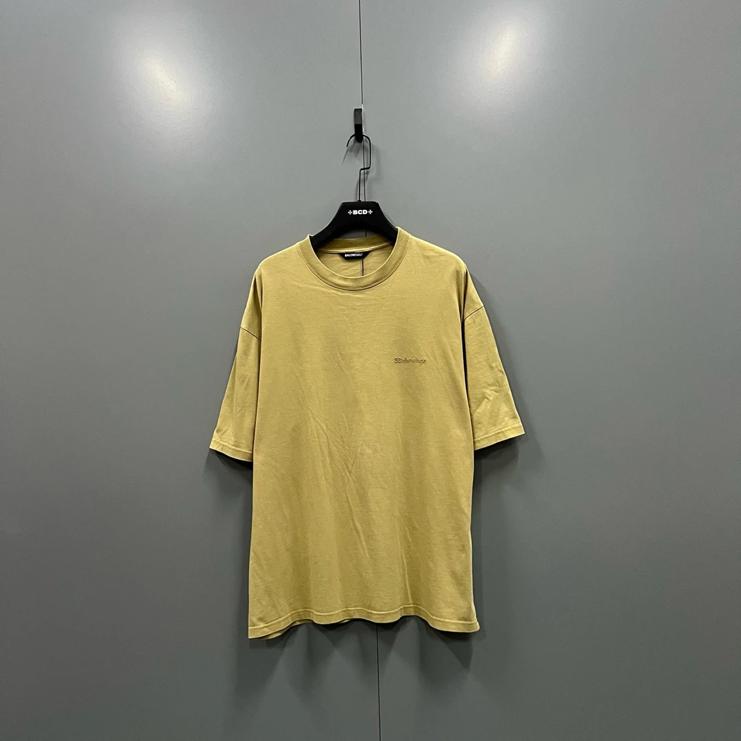 95新 Balenciaga/巴黎世家 （bb）卡其色刺绣logo短袖 L码/207003