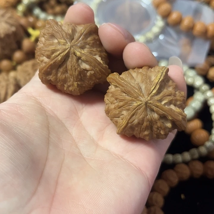 把件文玩核桃自玩四棱瑕疵，编号013