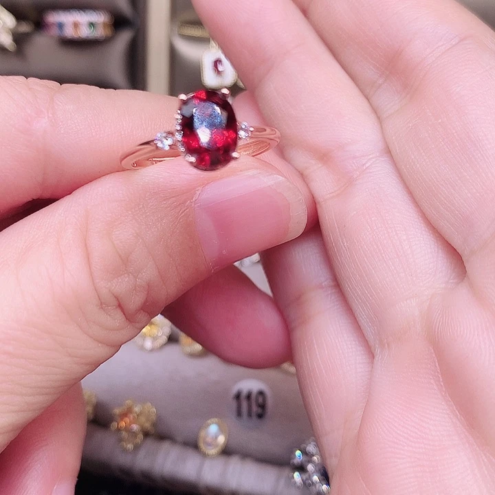 石榴石银S925镶嵌戒指