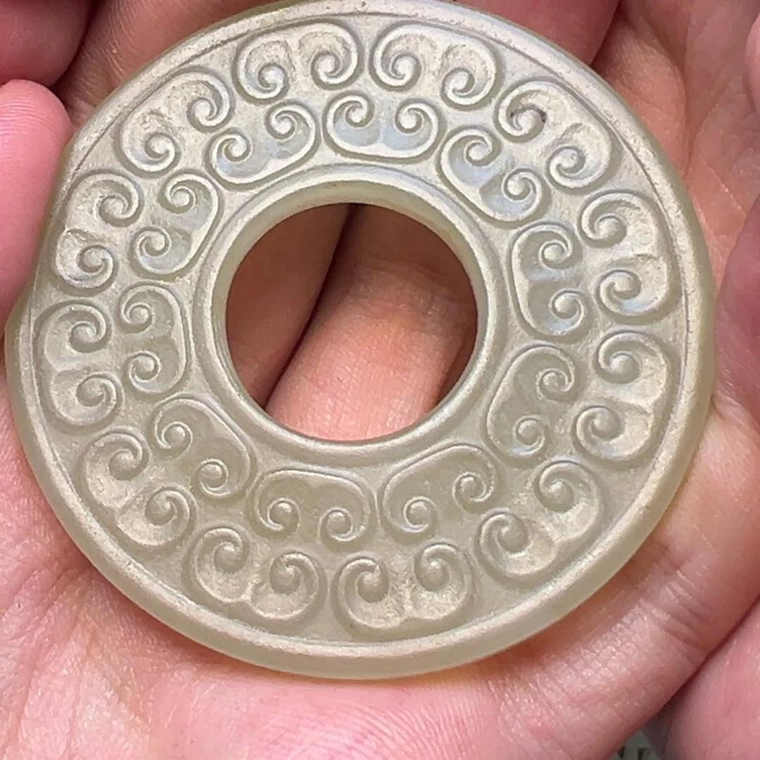 龙***丝和田玉未镶嵌挂件