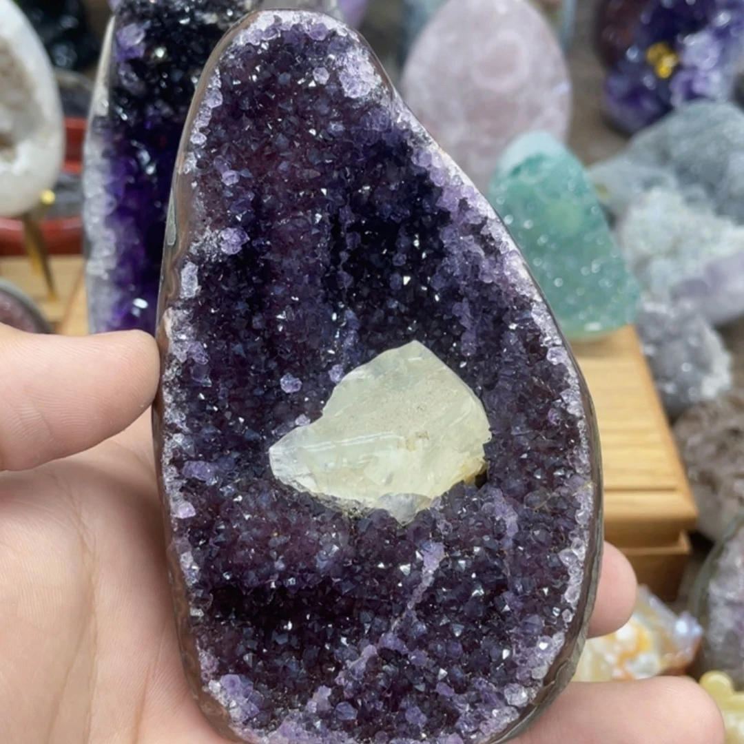 紫晶大型摆件（非配饰）未镶嵌