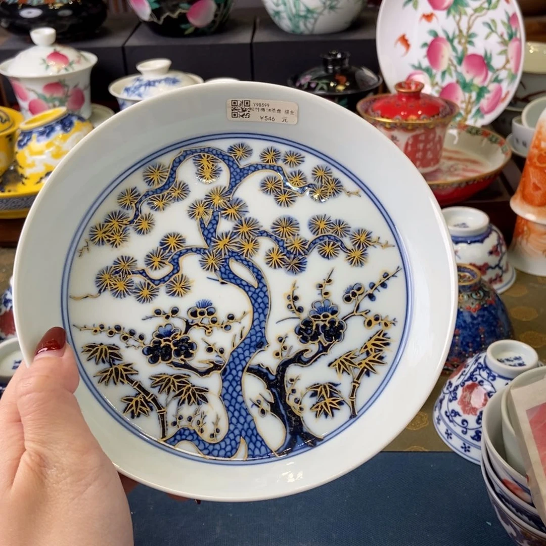 陶瓷艺术家的作品是一种