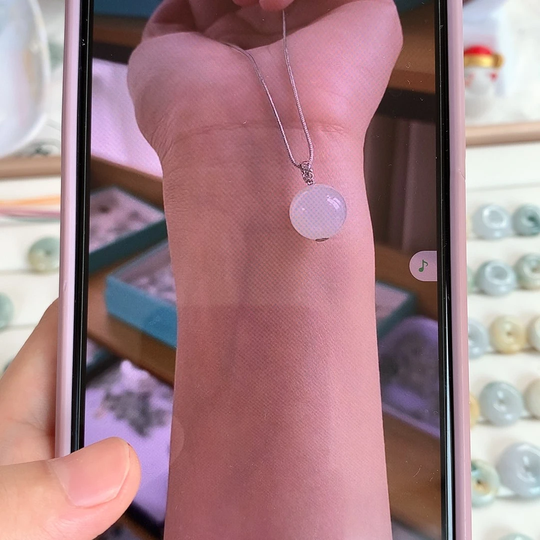 翡翠未镶嵌颈饰川*蓉珠子