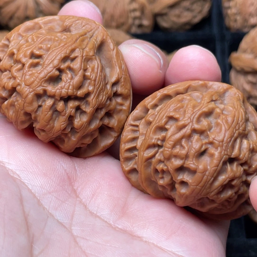 文玩核桃把件42尺寸玉玺宫灯