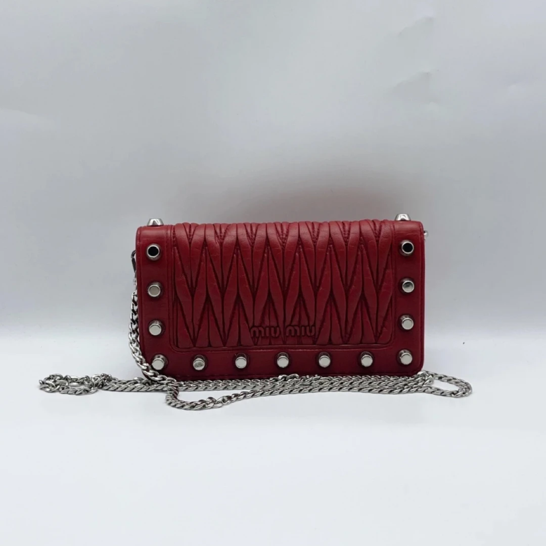 99新 MIU MIU/缪缪 红色褶皱链条woc包