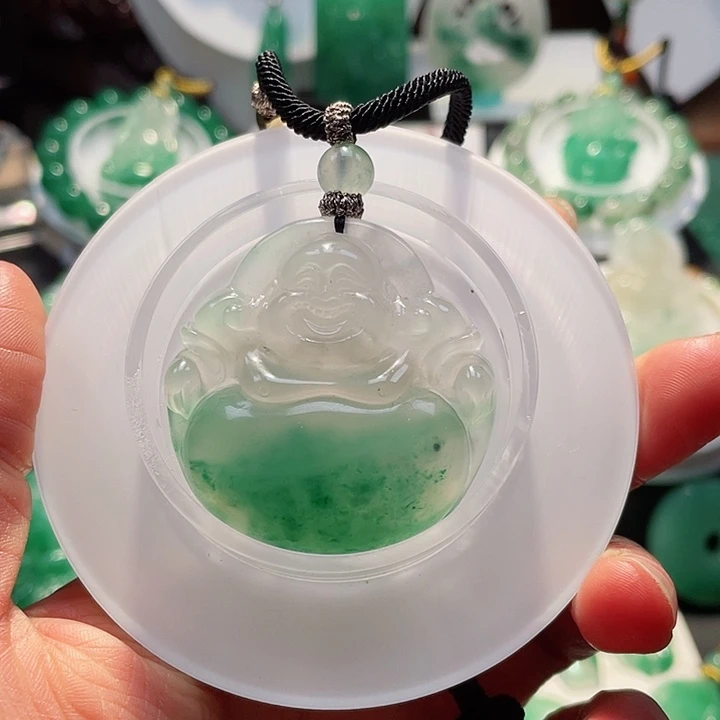 石英质玉吊坠未镶嵌