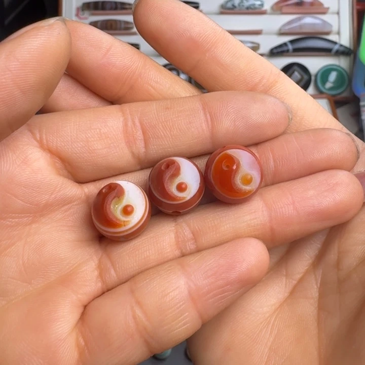 玛瑙/玉髓颈饰未镶嵌收**拾