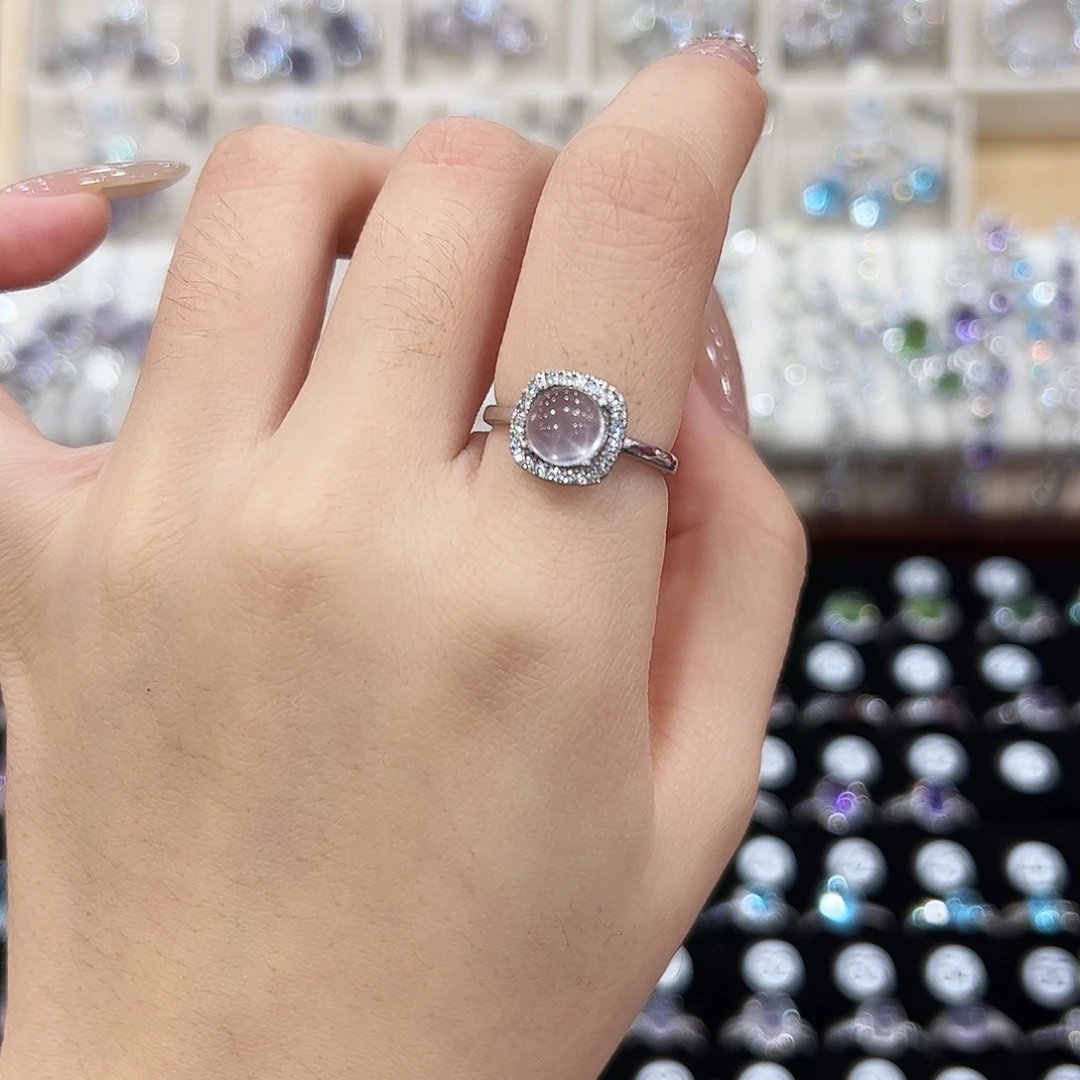 有***吖银S925镶嵌芙蓉石戒指