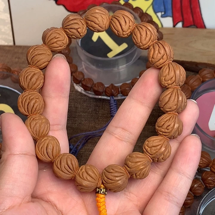 吊坠桃核15祥云手持