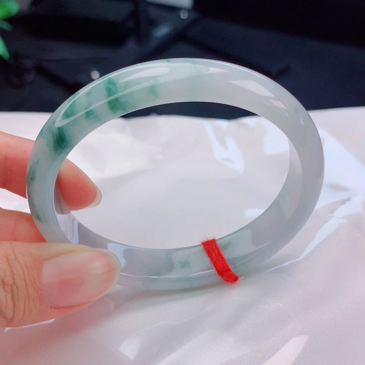 宁***生翡翠未镶嵌手镯（贵妃镯）56-57圈