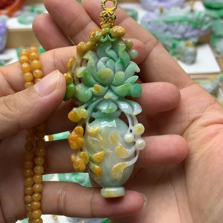 颈饰未镶嵌翡翠翡翠