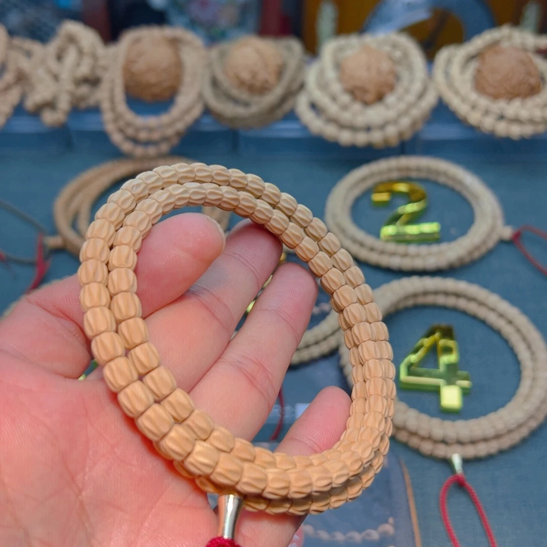 雷***嘎吊坠柏香籽/百香籽