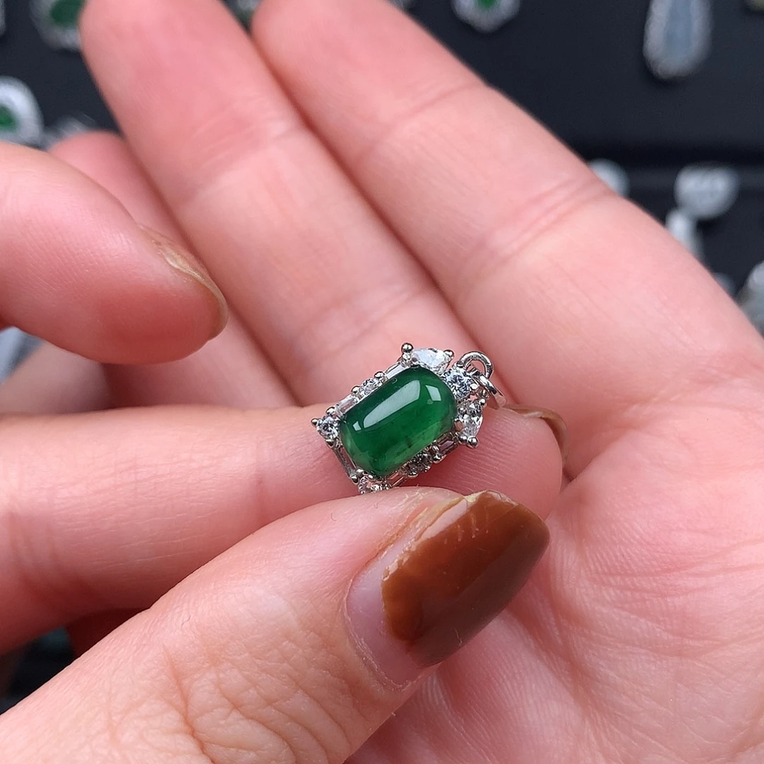 翡翠银S925镶嵌颈饰