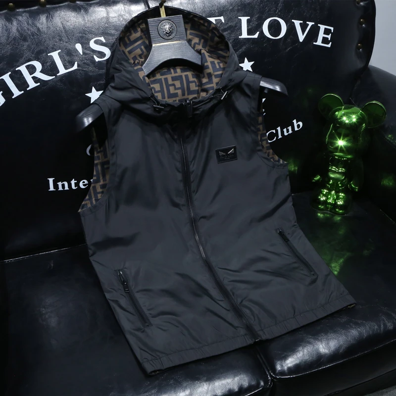 希敦纽勒欧货双面穿连帽马甲男士潮牌薄款字母印花修身马甲外套